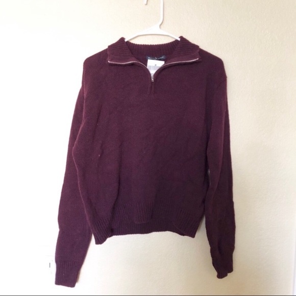 Brandy Melville Sweaters - Brandy Melville Isabella purple quarter sweater